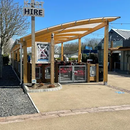 Holiday home Beautiful 3-bed Caravan Situated On Lakeland Haven Grange-over-Sands
